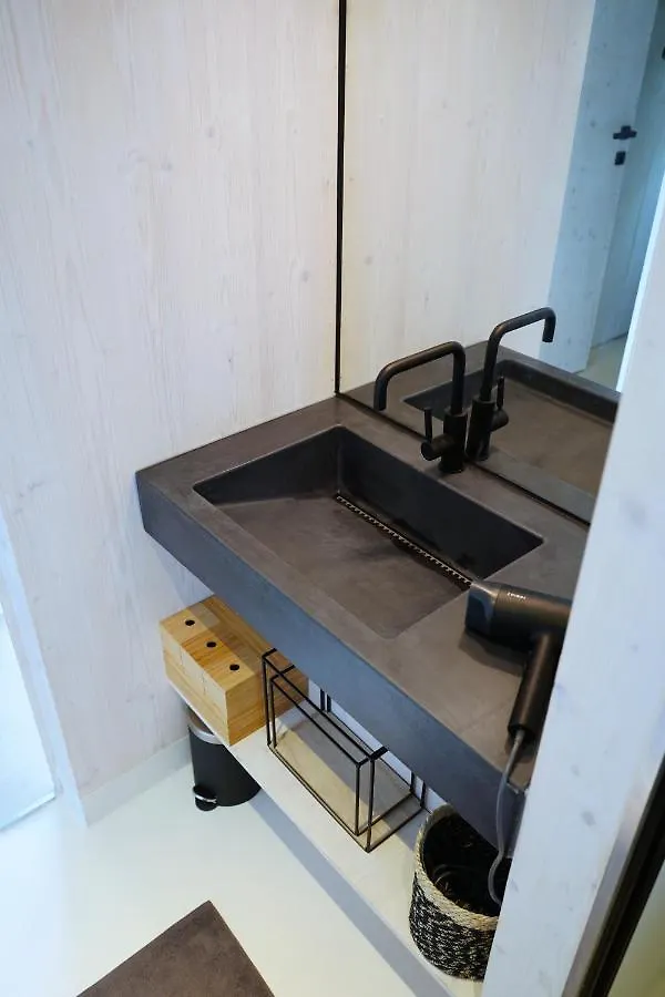 Дом отдыха Boutique Style Eco-Beachhouse, Private Jacuzzi Привлака