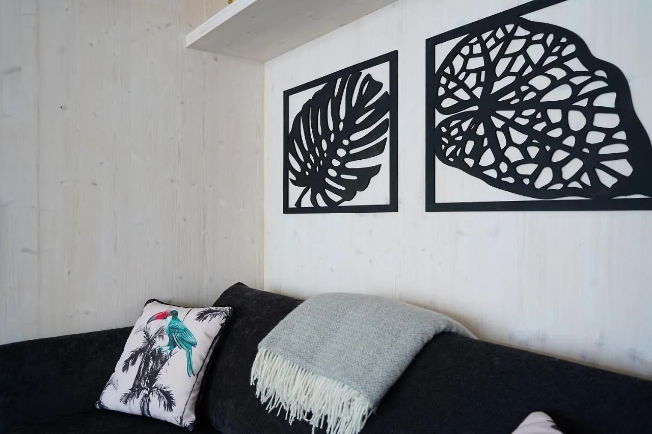 Дом отдыха Boutique Style Eco-Beachhouse, Private Jacuzzi Привлака