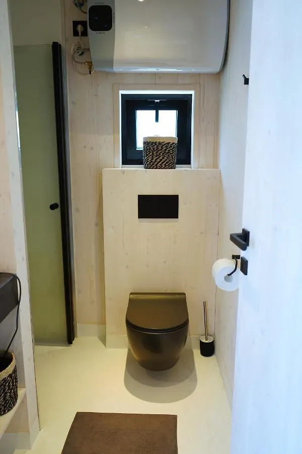 Boutique Style Eco-Beachhouse, Private Jacuzzi Привлака Дом отдыха